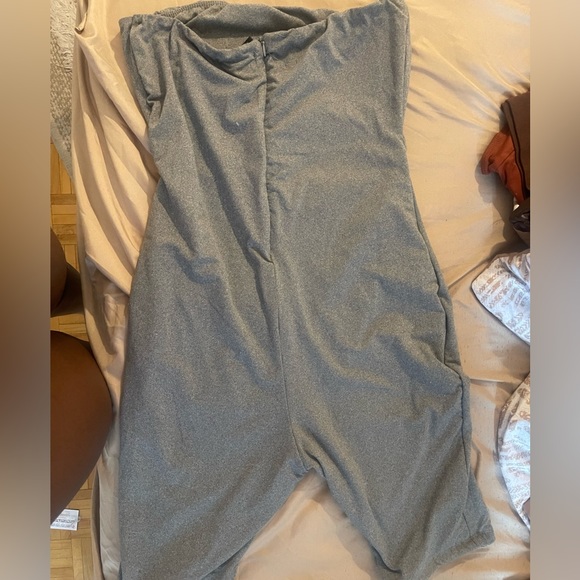 Romper - Picture 2 of 3